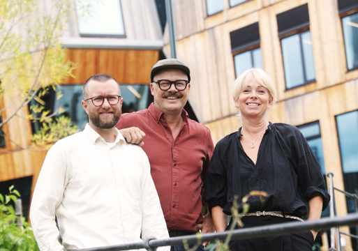 Landskapsarkitekt og faglig leder Iwan Thomson, styreleder Rasmus Reinvang og ny daglig leder i Lala Tøyen, Anne Pia Møllenhus. 