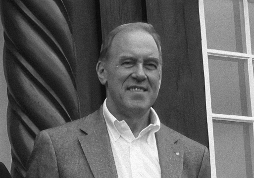 Portrett foto av Harald Eriksen.