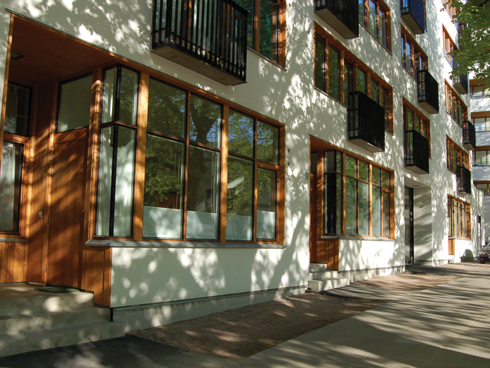 Lille Bislett Innganger