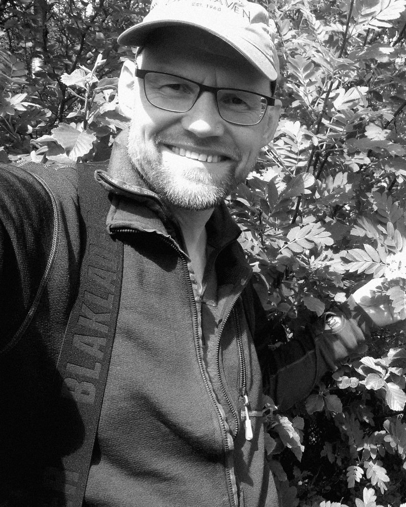 Portrett av Kristian Nyvoll i svart hvitt. Foto.